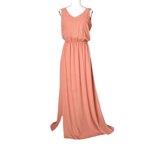 Show Me Your MUMU Kendall
Maxi V-Back Gown Dress Rustic Mauve
Crisp - Picture 4 of 8